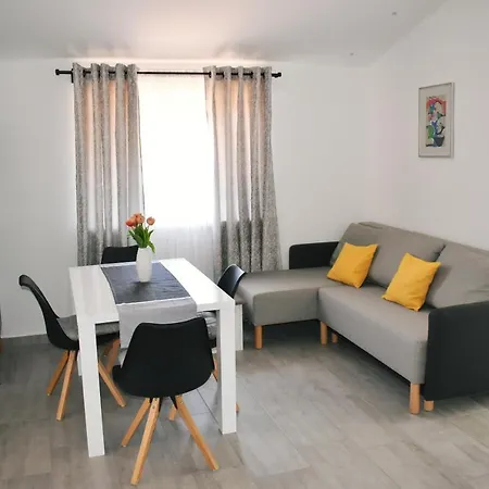 Klikly Apartment Labin (Istria)
